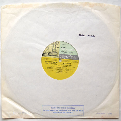 Neil Young With Crazy Horse / Everybody Knows This Is Nowhere (UK 3-Tone Label Matrix-1)β