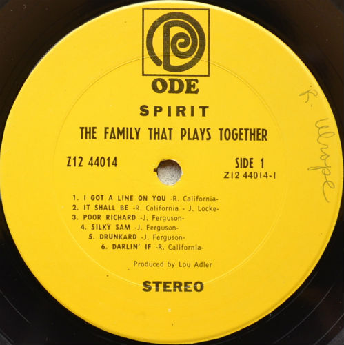 Spirit / The Family That Plays Togetherβ