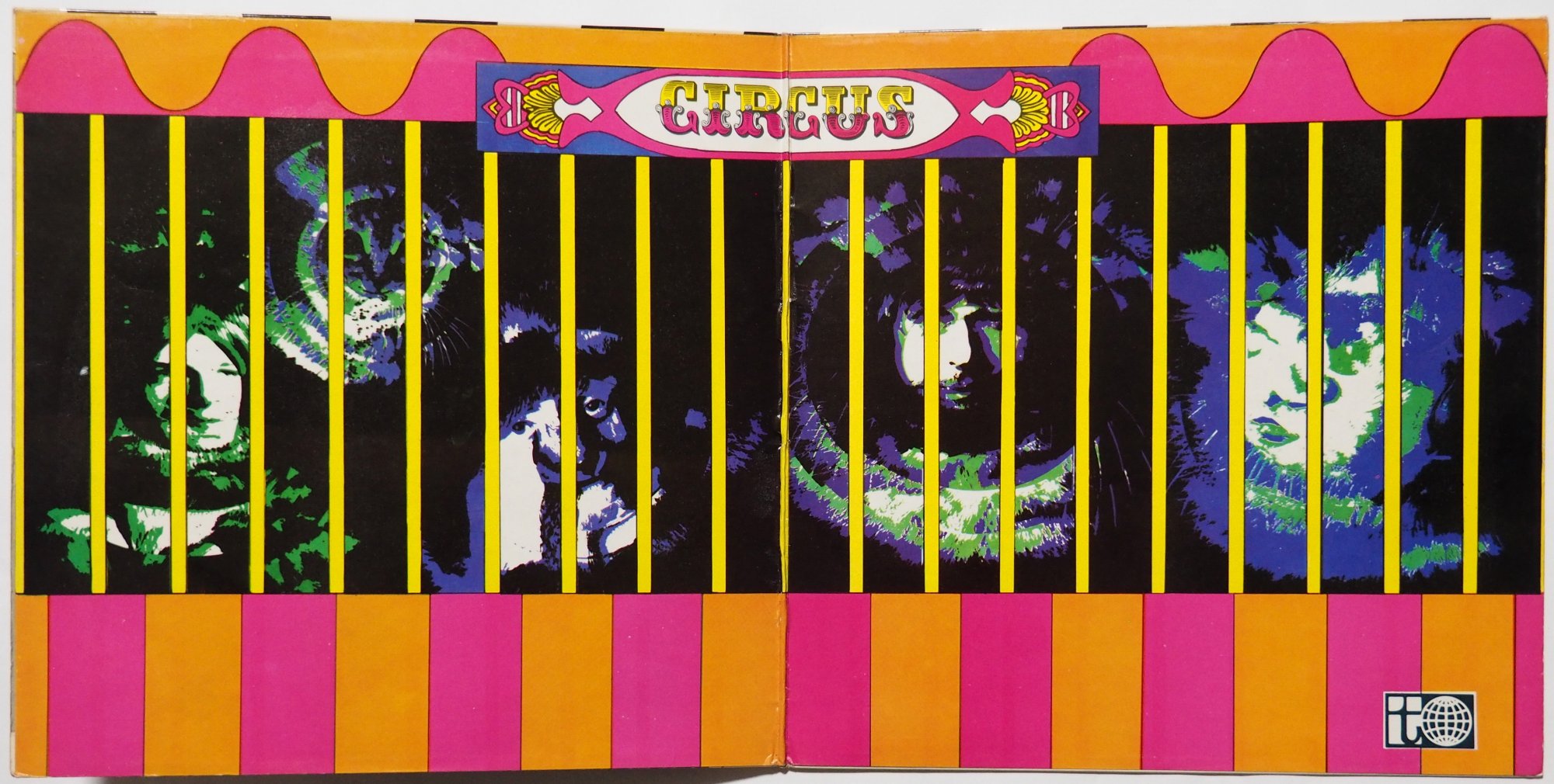 Circus / Circusβ
