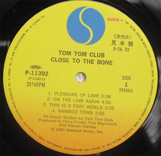 Tom Tom Club / Close To The Bone (Ÿ )β