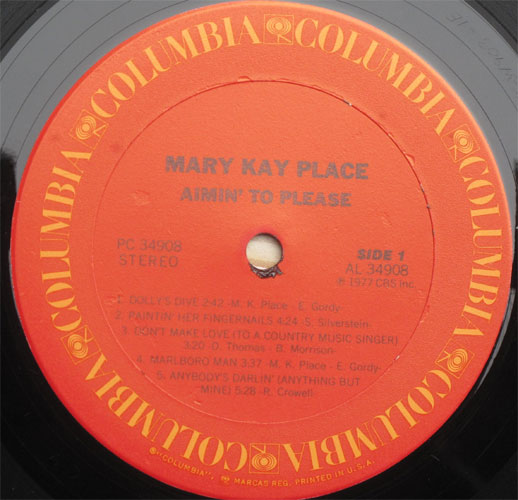 Mary Kay Place / 